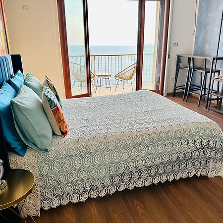 Blumare Arthouse Otel Salerno Dış mekan fotoğraf