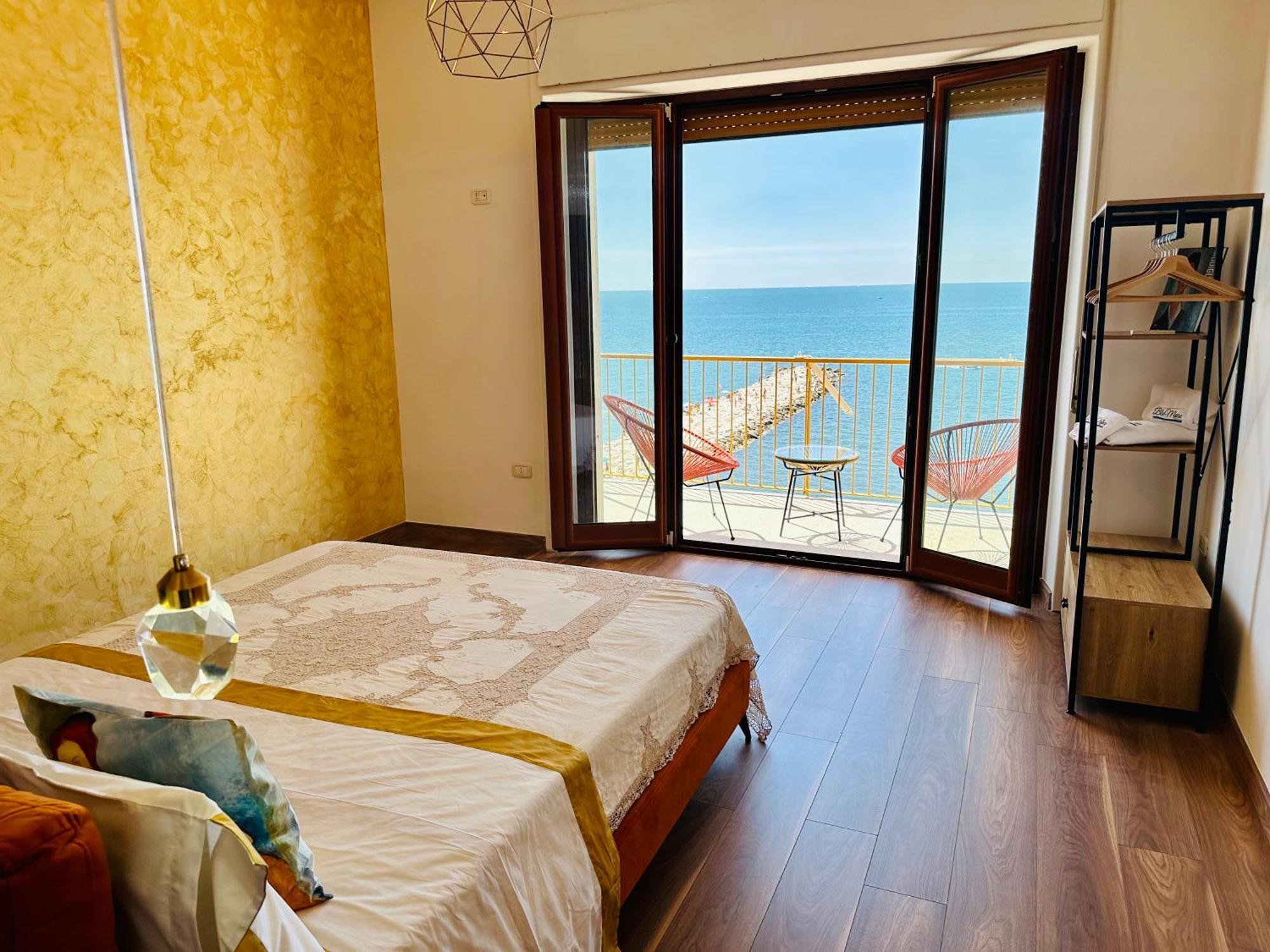 Blumare Arthouse Otel Salerno Dış mekan fotoğraf