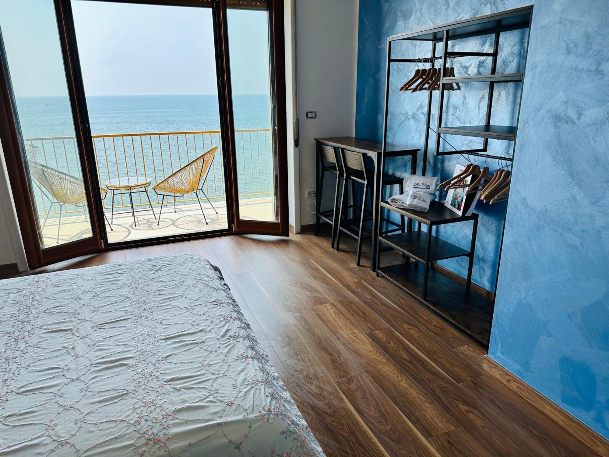 Blumare Arthouse Otel Salerno Dış mekan fotoğraf