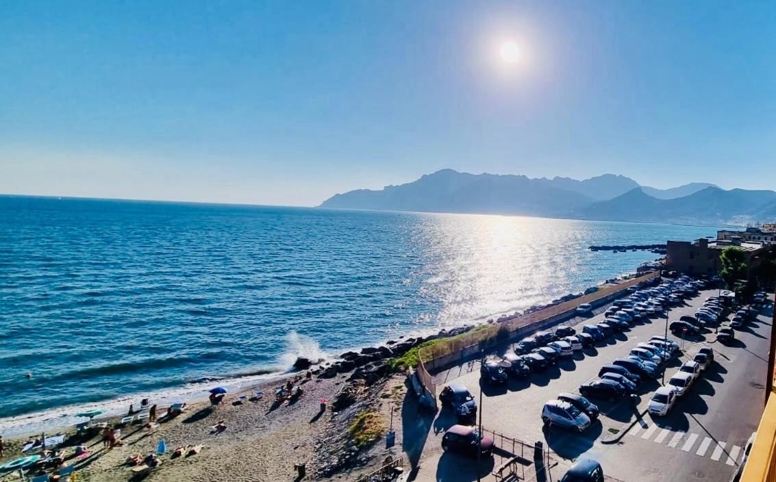 Blumare Arthouse Otel Salerno Dış mekan fotoğraf