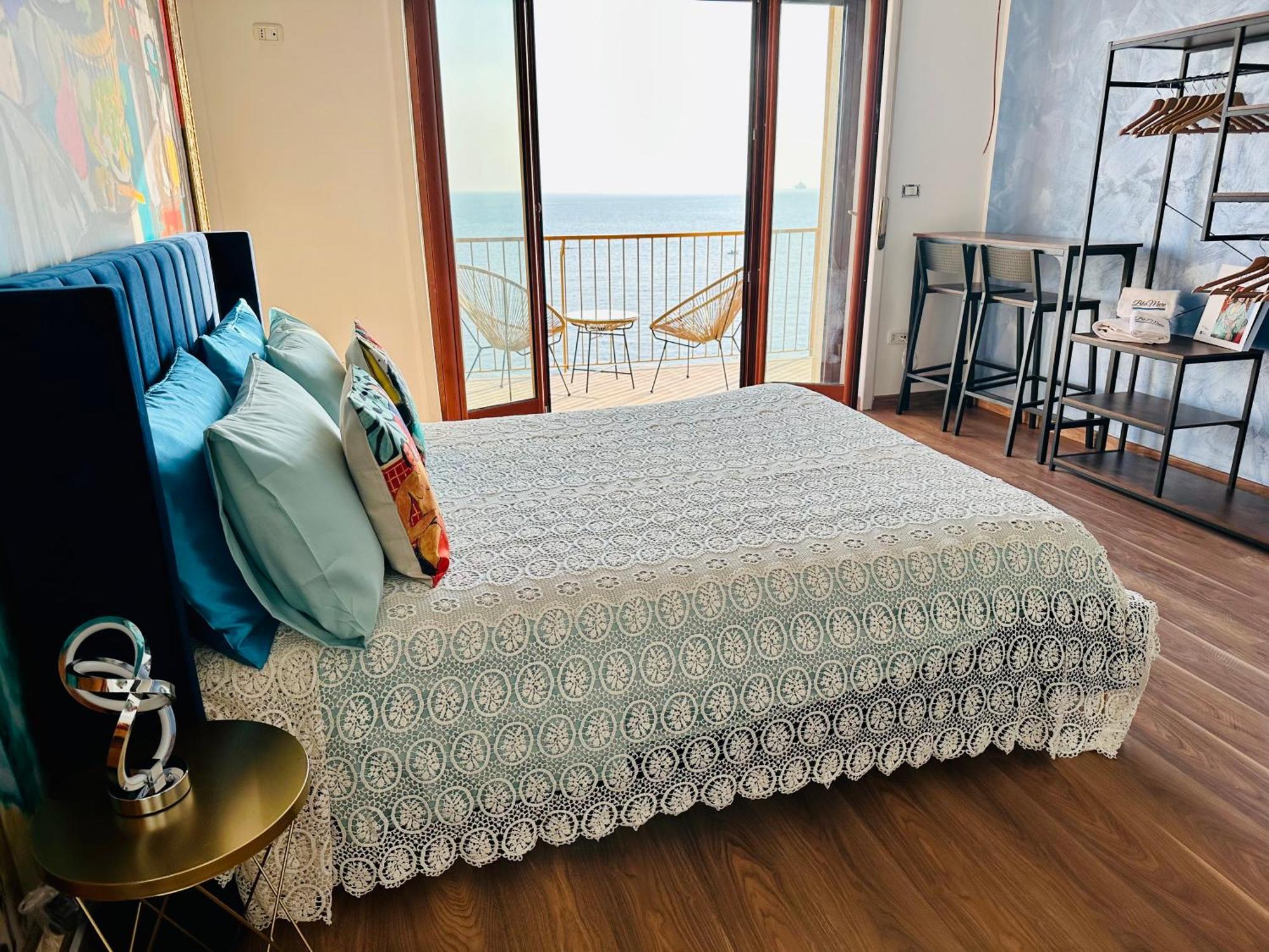 Blumare Arthouse Otel Salerno Dış mekan fotoğraf